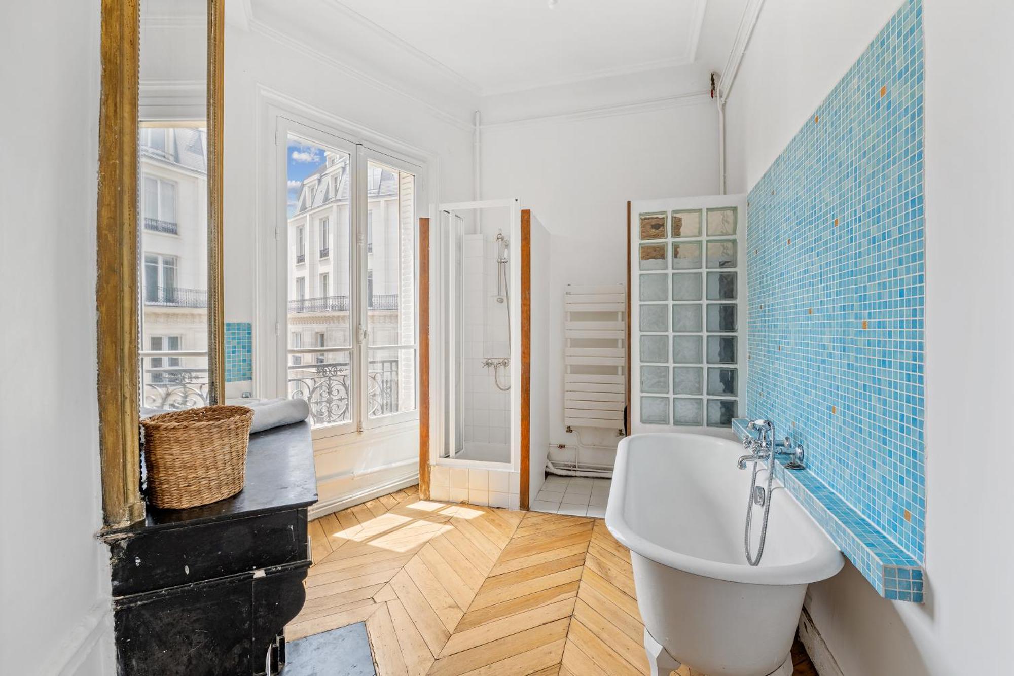 Apartment Veeve - Subtly Vintage